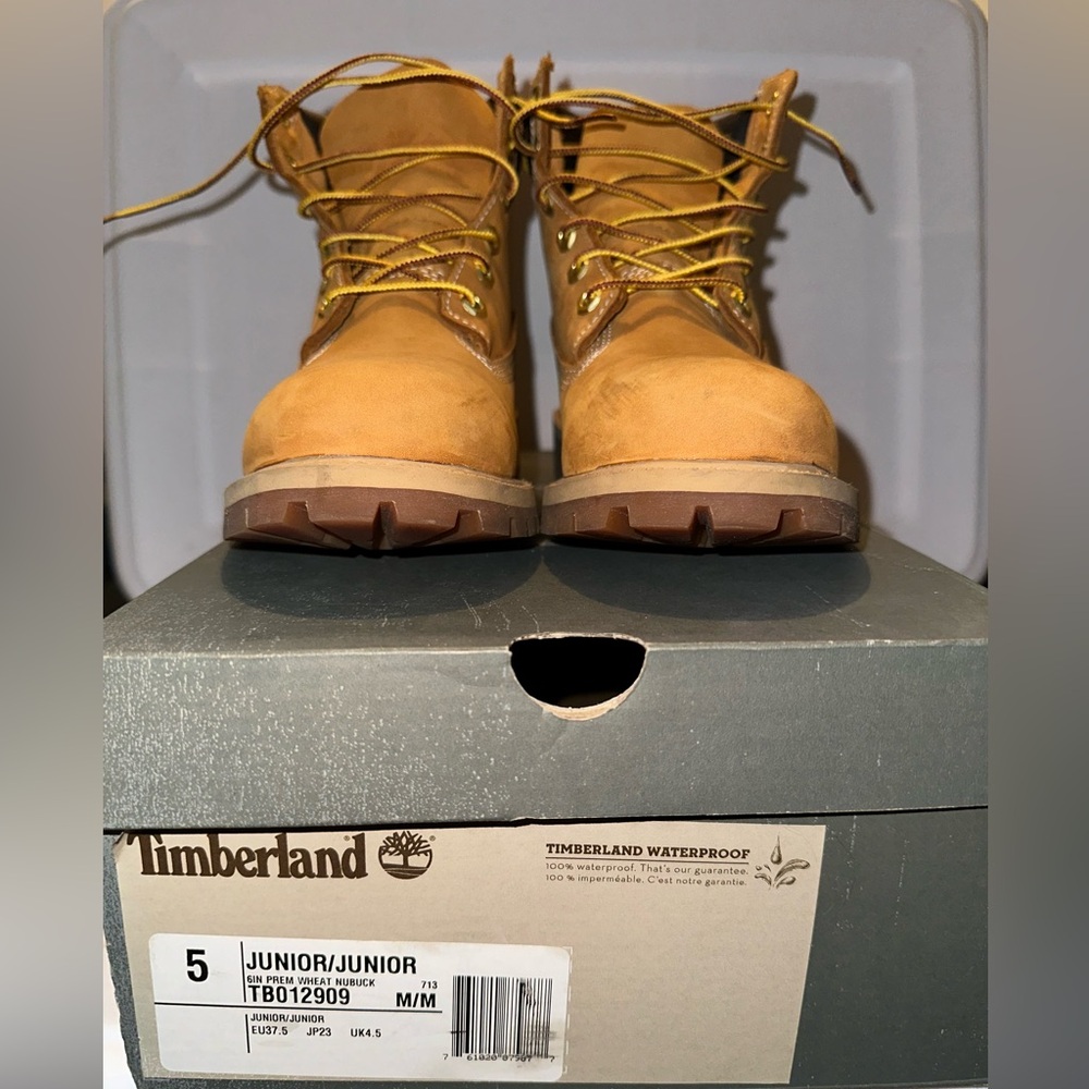 Timberland Classic Nubuck Brown Leather Worker Boots Junior's US Size US 5M